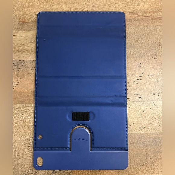 Targus Blue Ipad Mini Case with Stand and Magnetic Closure - Picture 4 of 4